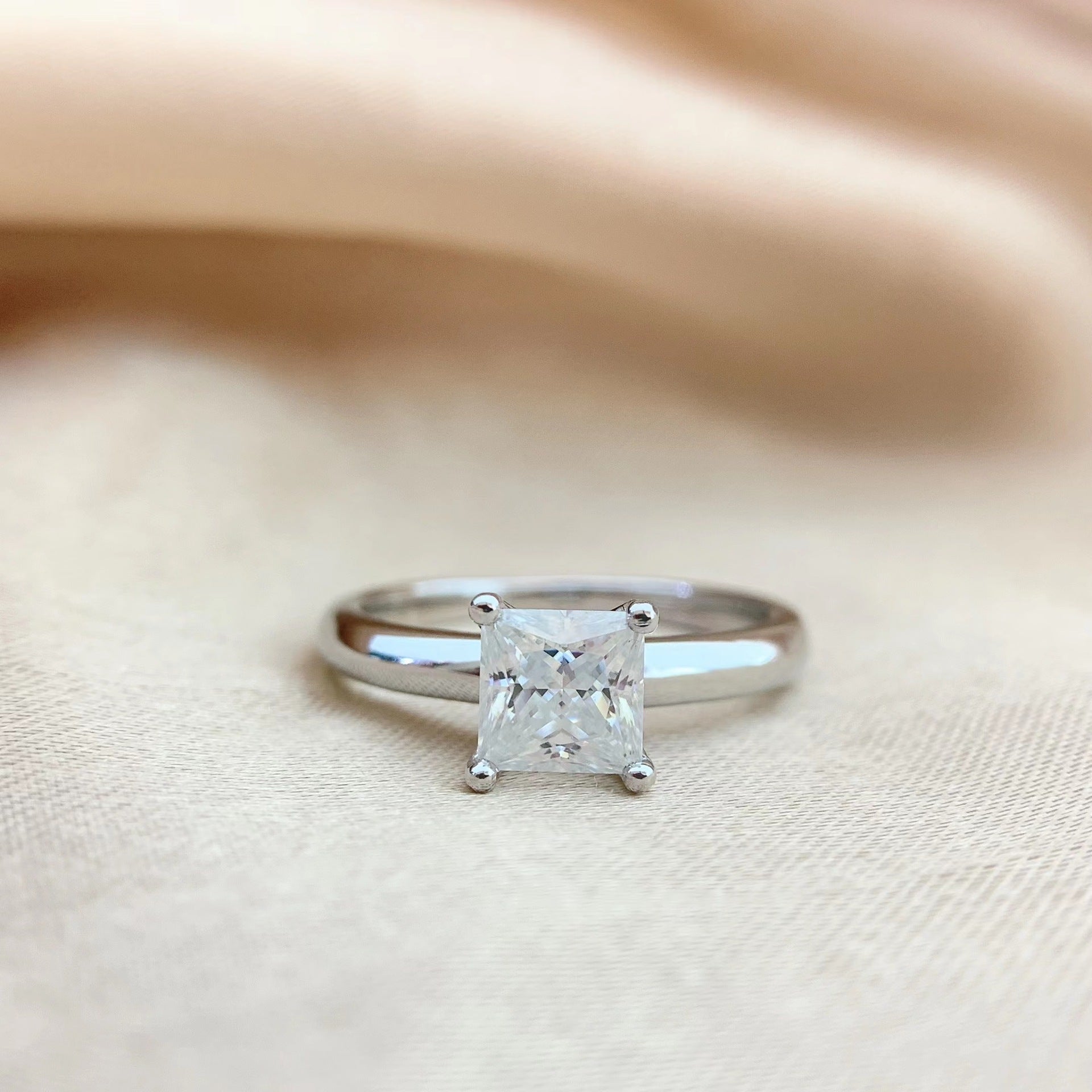 【#214】925 Sterling Silver Moissanite Ring
